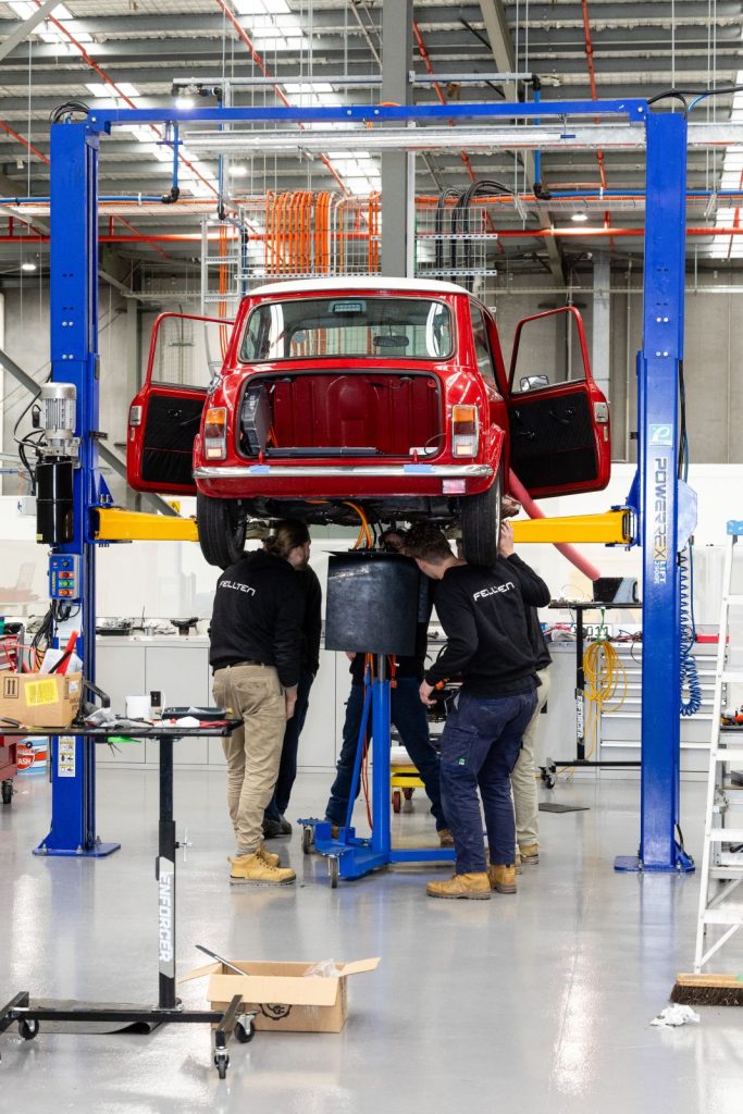 El Mini clásico eléctrico ya es una realidad 17 Motor16 mini clasico electrico 12 Motor16