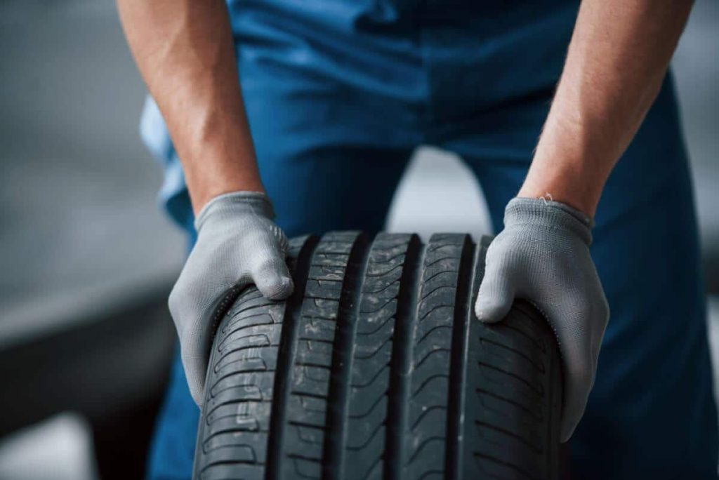Los neumáticos son vitales para la seguridad, esto debes saber sobre ellos 125 Motor16 etiqueta