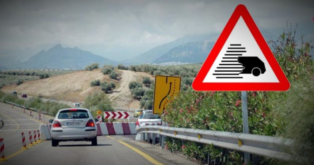 Las dos nuevas señales de tráfico que estrena la DGT en verano. ¿Las conoces? 88 Motor16 señal