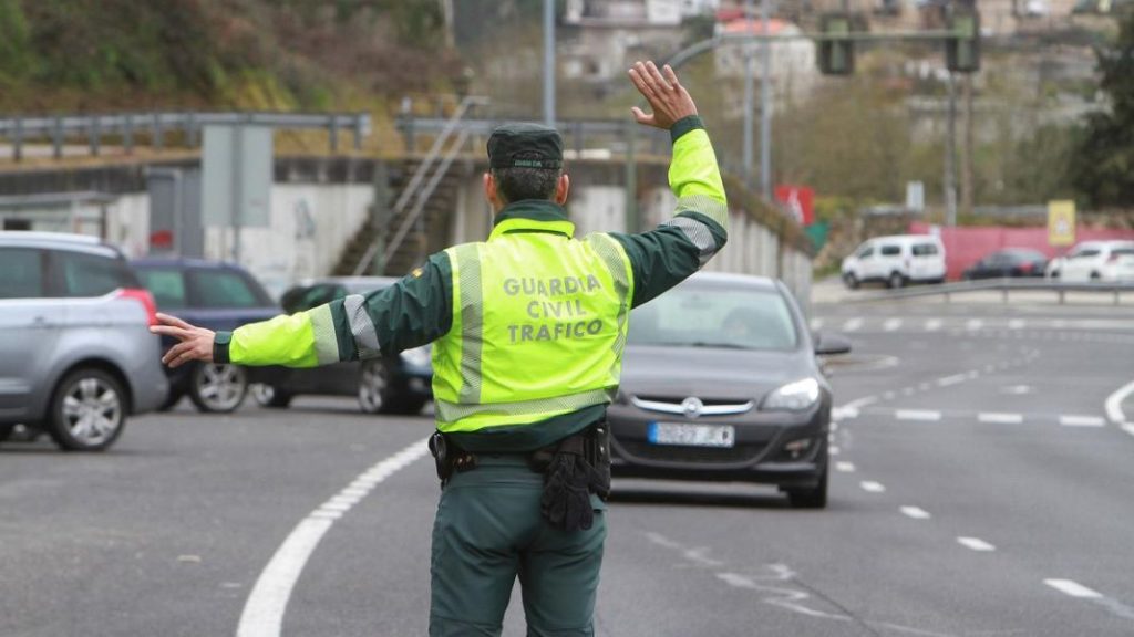 Si conduces uno de estos coches tienes más probabilidad de que te pare la Guardia Civil 25 Motor16 Tráfico