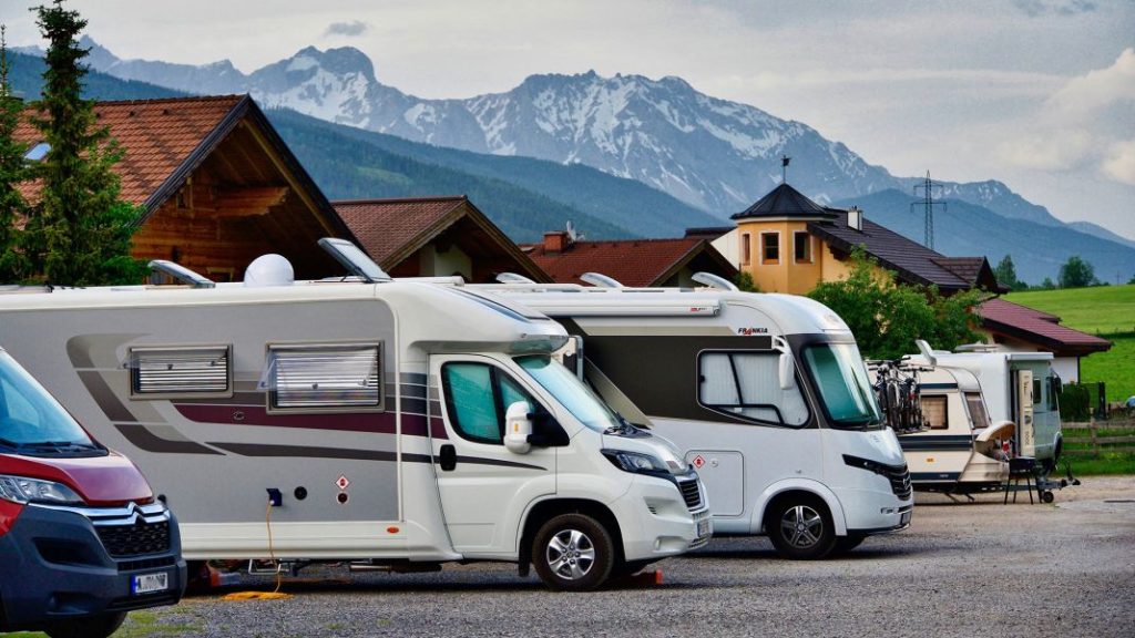 La más grande, la más cara, la más práctica... Estas son las caravanas que te gustaría tener 72 Motor16 invertir
