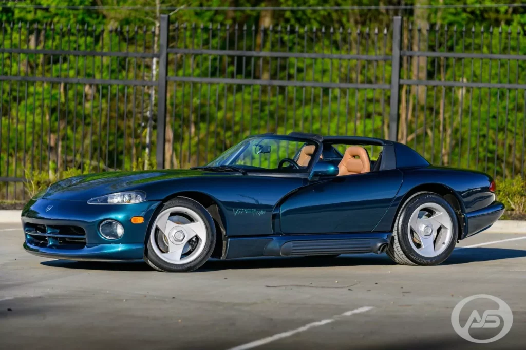 1994 Dodge Viper RT 2 Motor16