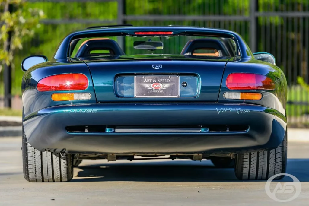 1994 Dodge Viper RT 3 Motor16