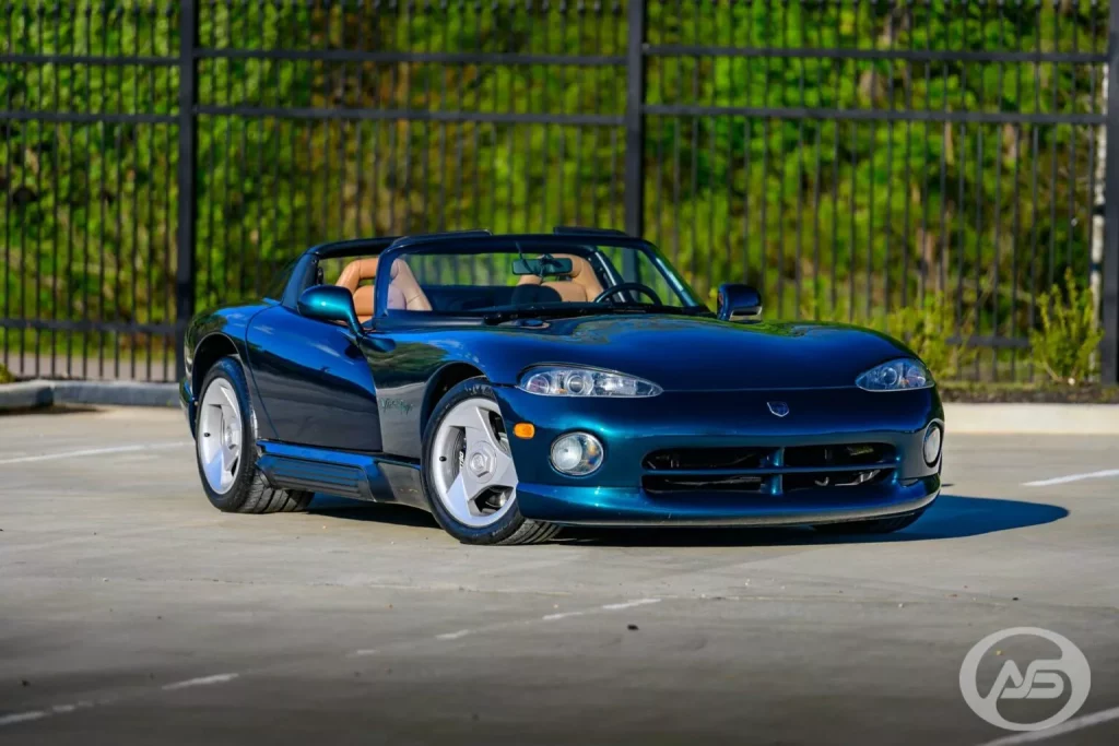 1994 Dodge Viper RT 5 Motor16