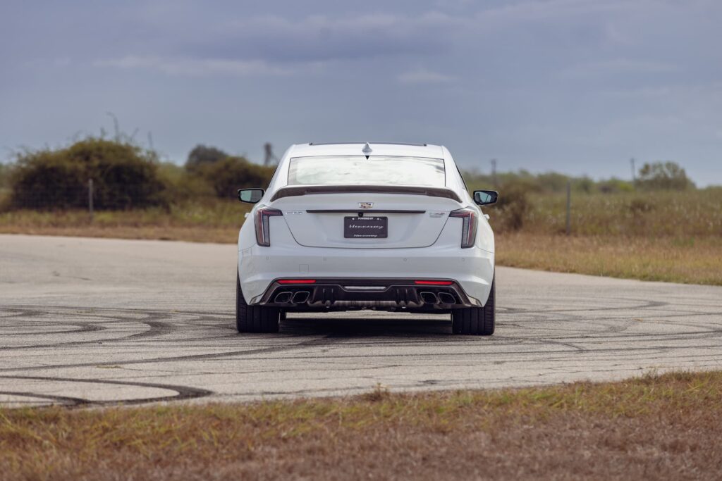 2023 Hennessey Cadillac CT5-V Blackwing. Imagen trasera.