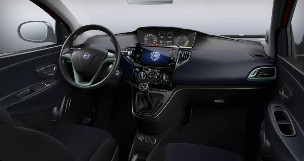 2023 Lancia Ypsilon. Imagen salpicadero.