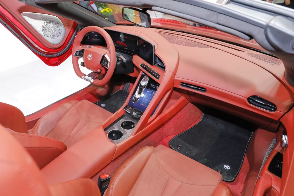 MG Cyberster: así es el interior del roadster eléctrico que se adelanta a sus rivales 4 Motor16 2023 MG Cyberster Concept Munich ineterior 1 Motor16