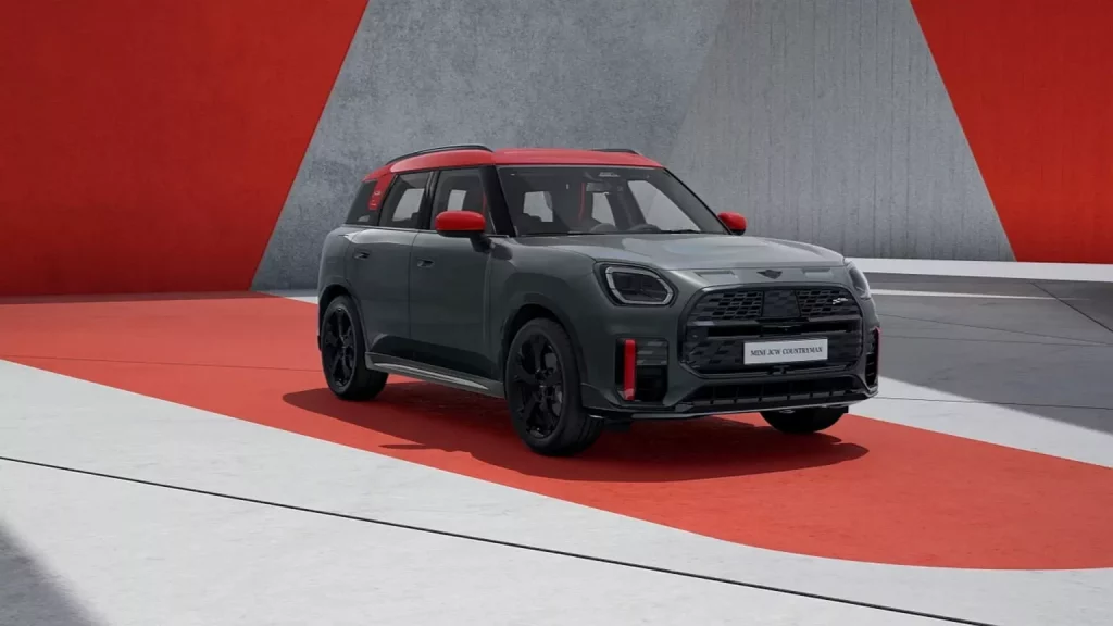 MINI Countryman: llega con motores de gasolina de hasta 300 CV 15 Motor16 2023 Mini Countryman C 12 Motor16
