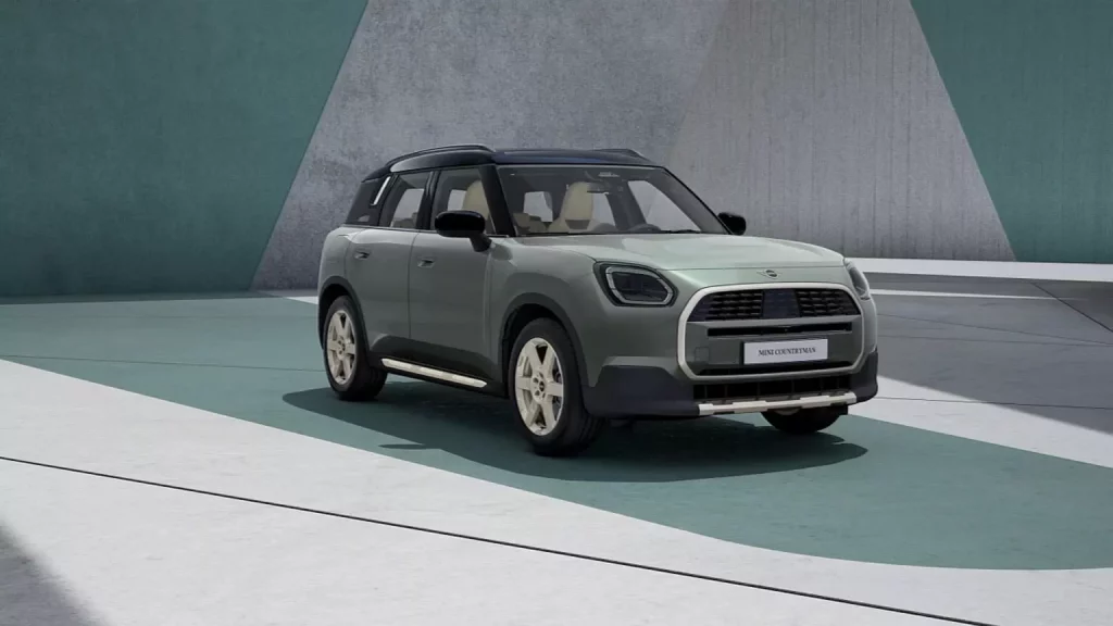 MINI Countryman: llega con motores de gasolina de hasta 300 CV 17 Motor16 2023 Mini Countryman C 14 Motor16