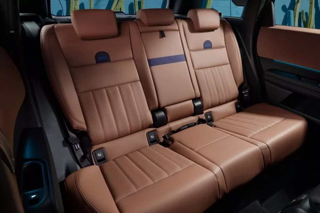 MINI Countryman: llega con motores de gasolina de hasta 300 CV 8 Motor16 2023 Mini Countryman C 5 Motor16