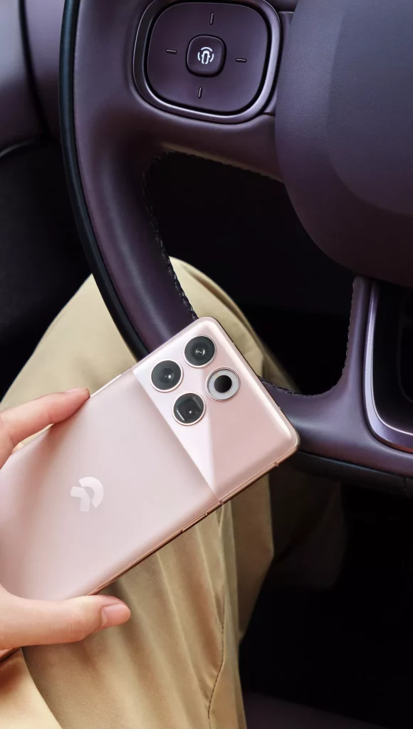 2023 NIO Phone smartphone 3 Motor16