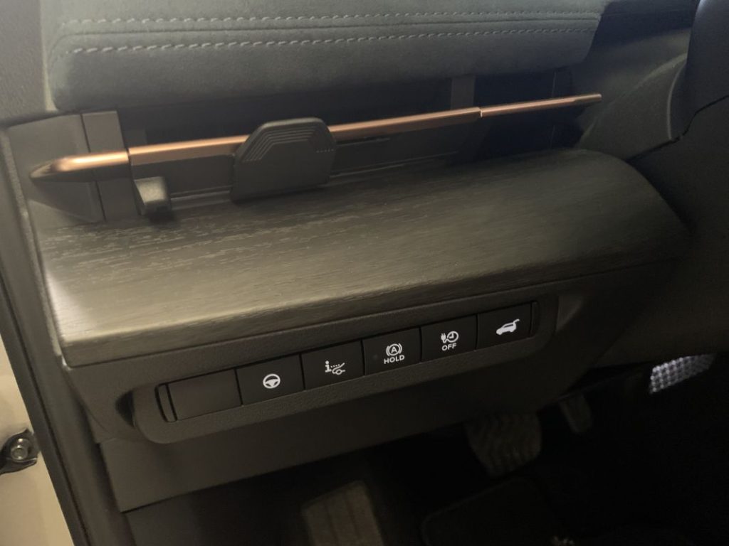 Probamos el Nissan Ariya Evolve 63 kWh: ¿Qué entiendes por suficiente? 29 Motor16 2023 Nissan Ariya 63 kWh 23 Motor16