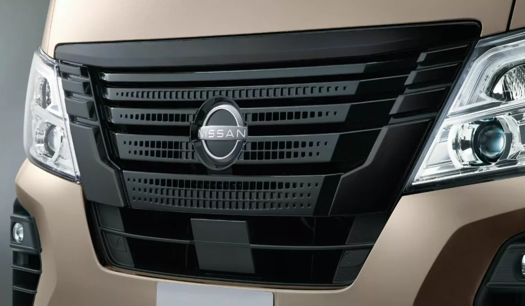 El Nissan Caravan celebra su medio siglo con esta edición especial 8 Motor16 2023 Nissan Caravan 50th Anniversary 5 Motor16