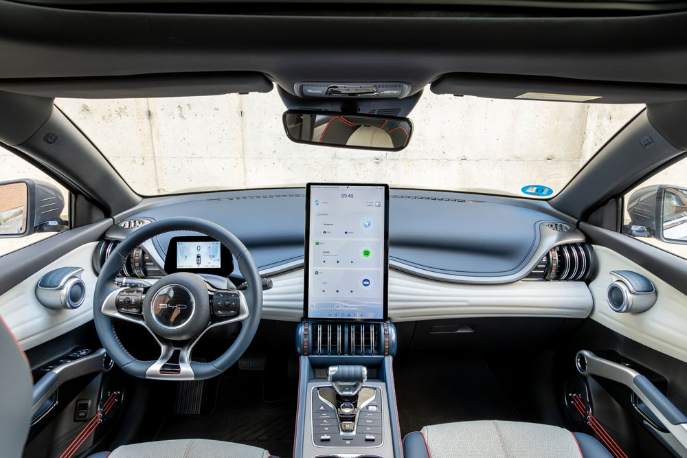 Probamos el BYD Atto 3 Design. Una alternativa sin complejos 17 Motor16 2023 Prueba BYD Atto3 3 Motor16