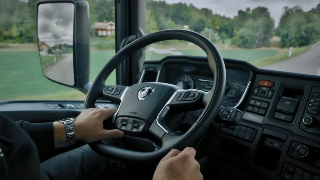 2023 Scania camion solar phev 4 Motor16