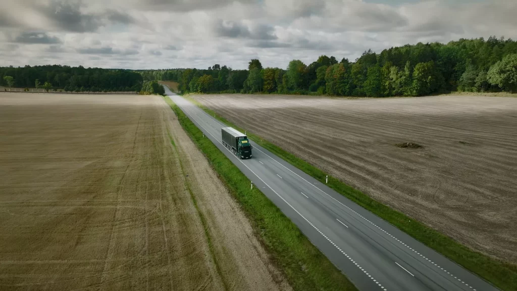 2023 Scania camion solar phev 9 Motor16