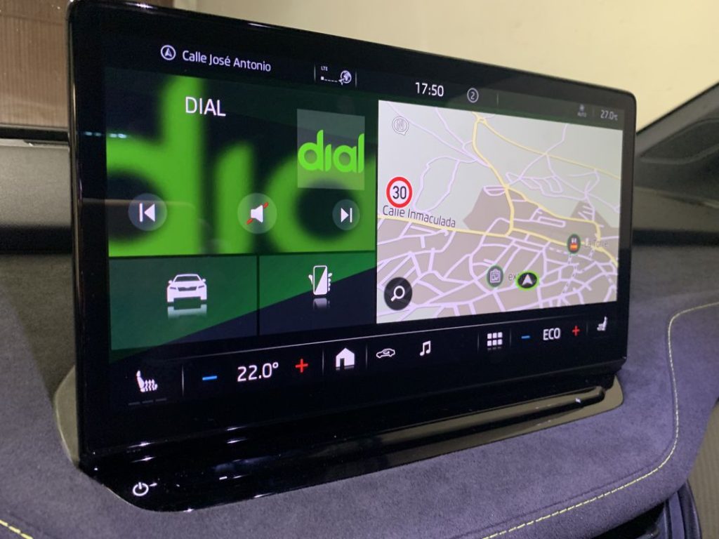 Probamos el Skoda Enyaq RS. El deportivo eléctrico para todos los días 34 Motor16 2023 Skoda Enyaq RS 31 Motor16