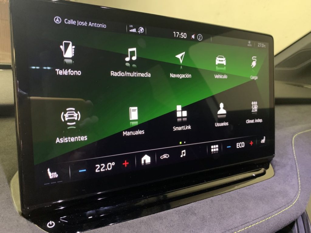 Probamos el Skoda Enyaq RS. El deportivo eléctrico para todos los días 36 Motor16 2023 Skoda Enyaq RS 33 Motor16