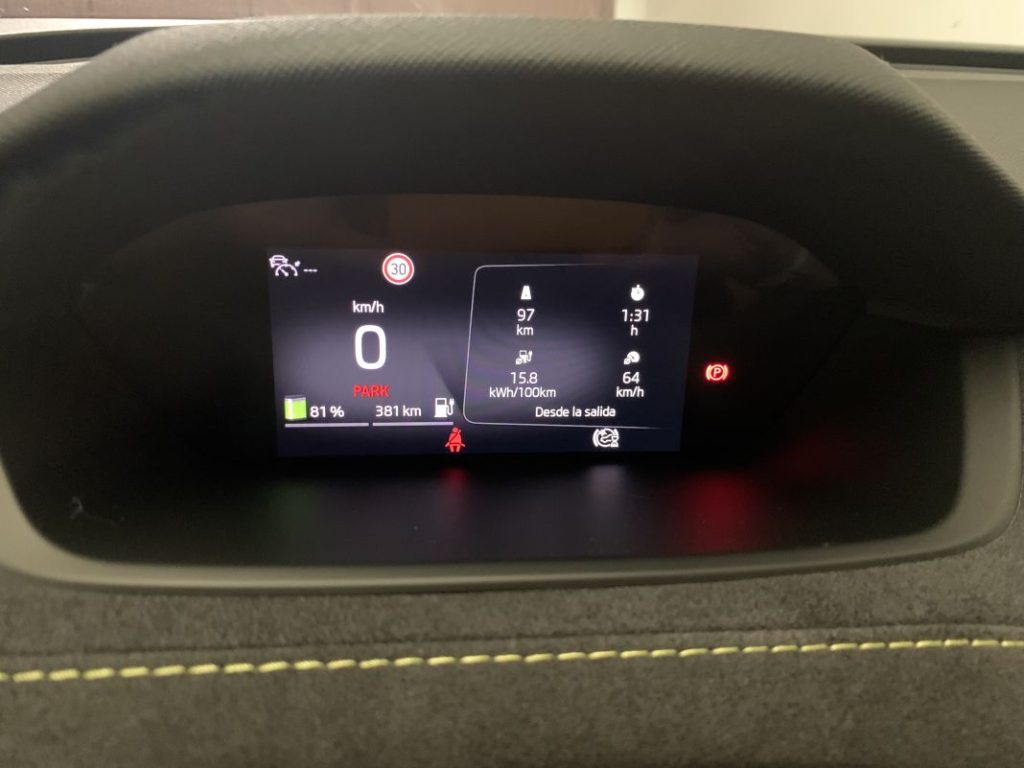 Probamos el Skoda Enyaq RS. El deportivo eléctrico para todos los días 39 Motor16 2023 Skoda Enyaq RS 36 Motor16