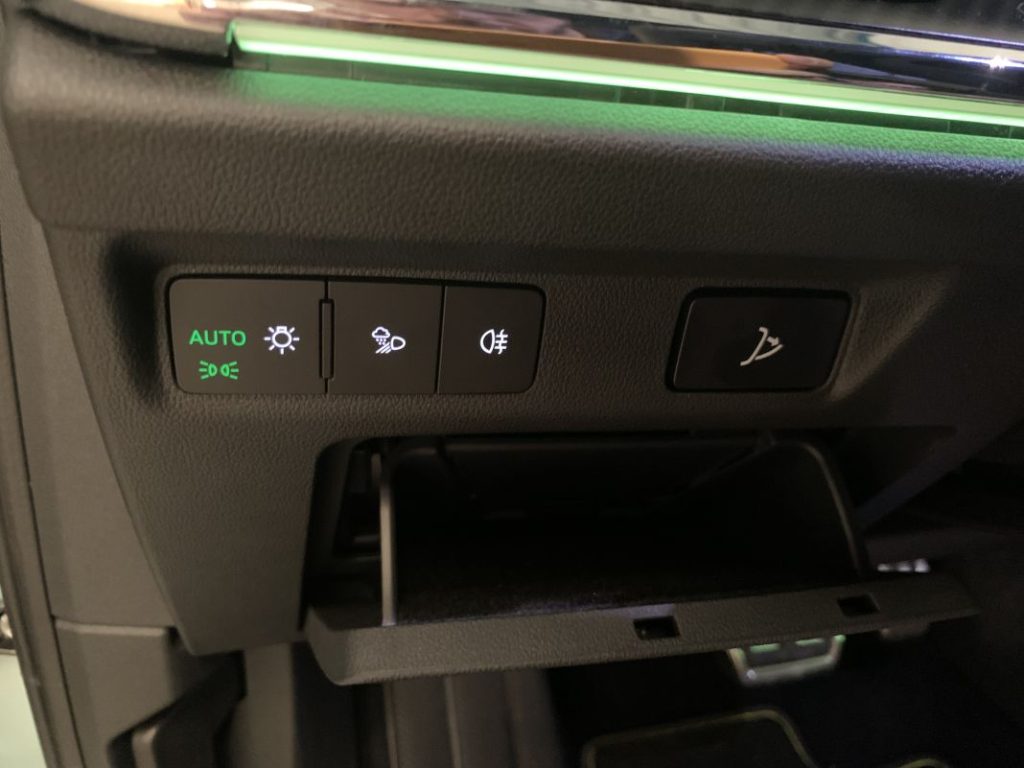 Probamos el Skoda Enyaq RS. El deportivo eléctrico para todos los días 41 Motor16 2023 Skoda Enyaq RS 38 Motor16