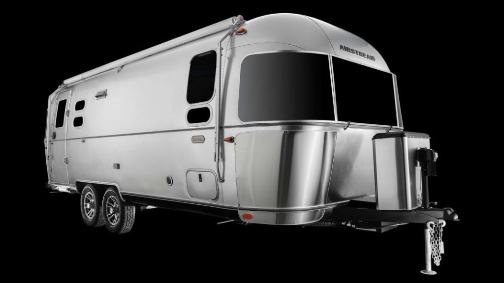 2023 Caravana Airstream Trade Wind. Imagen estudio.