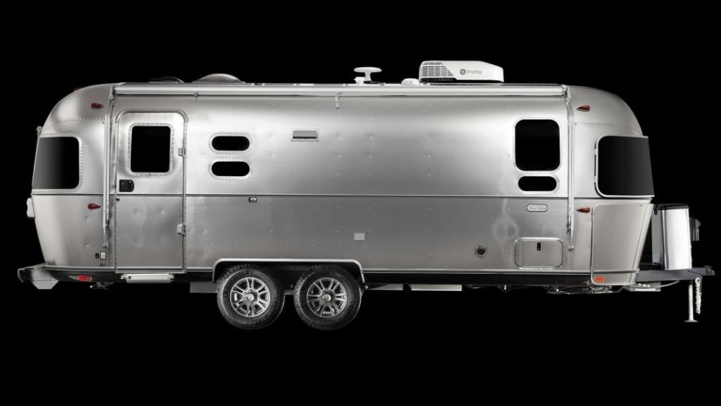 2023 caravana airstream trade wind travel 2 Motor16