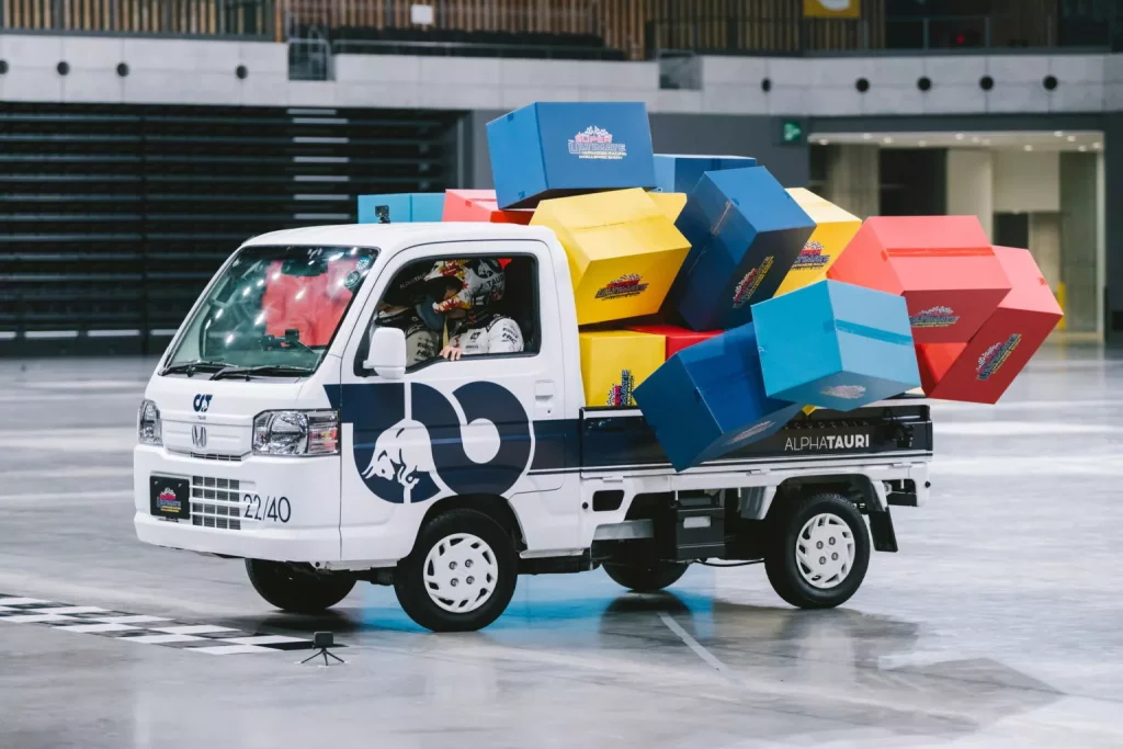 Los pilotos de Red Bull y de Alpha Tauri se pasan a los kei car 3 Motor16 2023 red bull alpha tauri kei car honda 3 Motor16