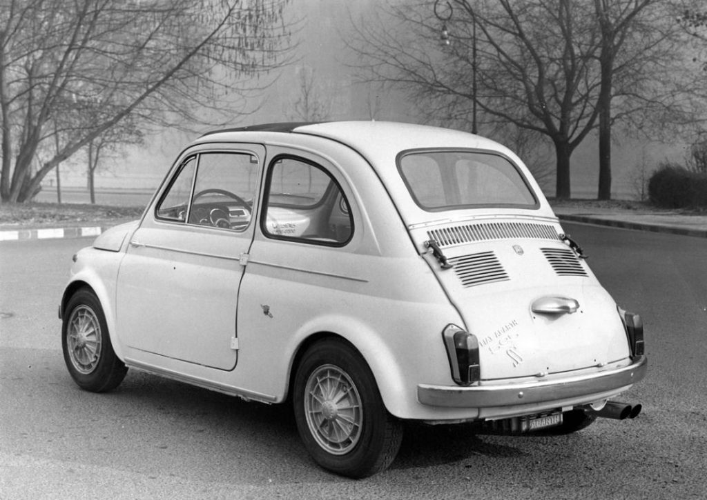 Abarth 595: la picadura del escorpión cumple 60 años 9 Motor16 60 ANIVERSARIO ABARTH 595 6 Motor16