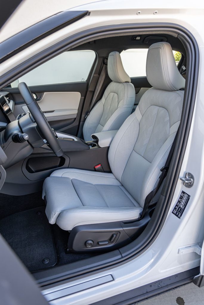 Conducimos el Polestar 2 2024. Más potente, más eficiente 14 Motor16 AL VOLANTE POLESTAR 2 10 Motor16