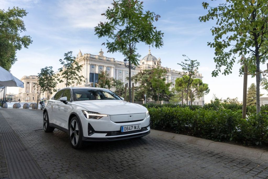 Los coches más vendidos de cada marca en 2023, uno a uno 32 Motor16 AL VOLANTE POLESTAR 2 3 Motor16