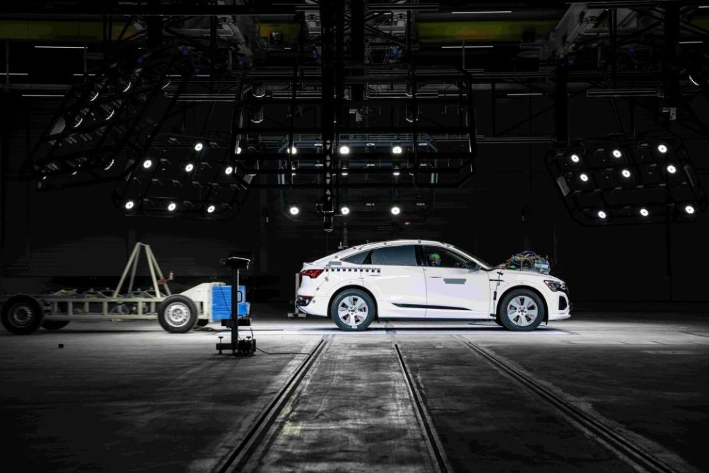 Inversión millonaria de Audi para realizar pruebas de choque a sus coches 7 Motor16 Audi Centro de Seguridad Ingolstadt11 Motor16