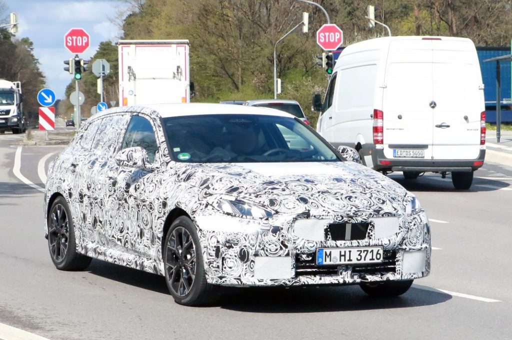 Fotos espía del BMW Serie 1 2024 7 Motor16 BMW 1 Series F70 4 Motor16