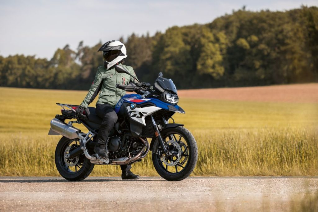 BMW Motorrad renueva su gama trail media: nuevas F 800 GS y F 900 GS 6 Motor16 BMW F 800 GS 2024 1 Motor16