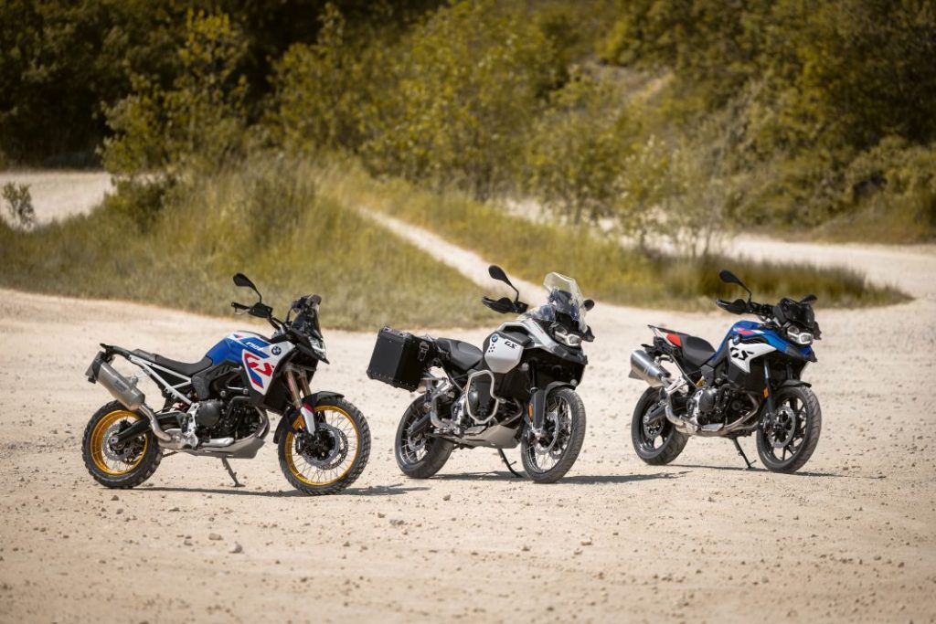 BMW Motorrad renueva su gama trail media: nuevas F 800 GS y F 900 GS 4 Motor16 BMW F 900 GS 2024 29 Motor16