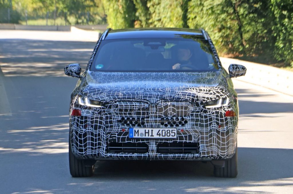 El BMW X3 2024 entra en la fase final de pruebas 3 Motor16 BMW X3 2024 fotos espia 1 Motor16