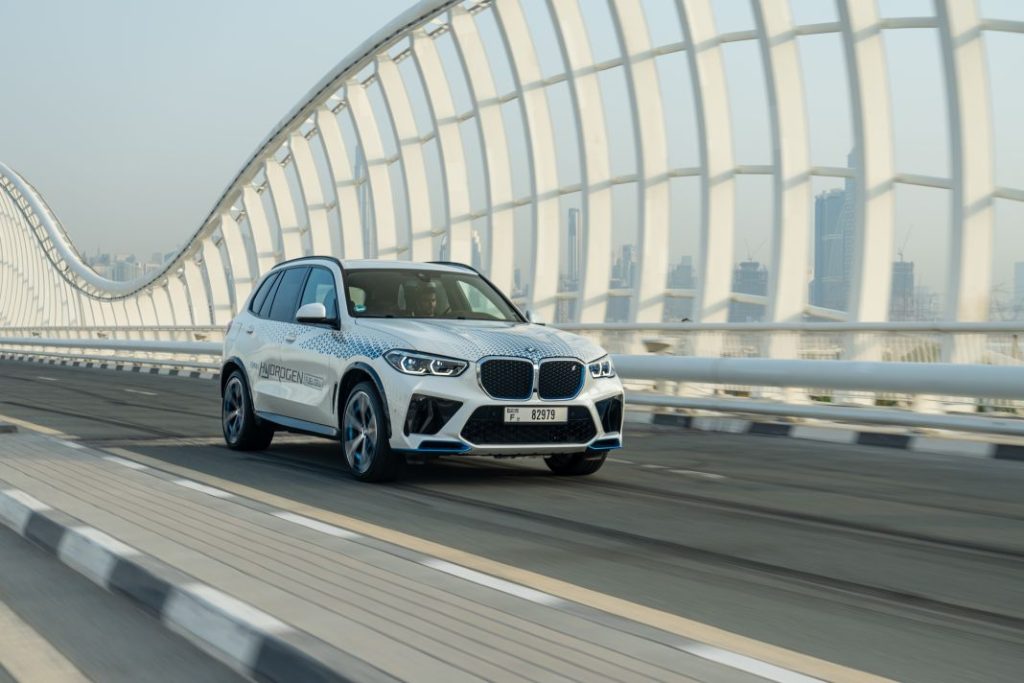 BMW iX5 hydrogen test 5 Motor16