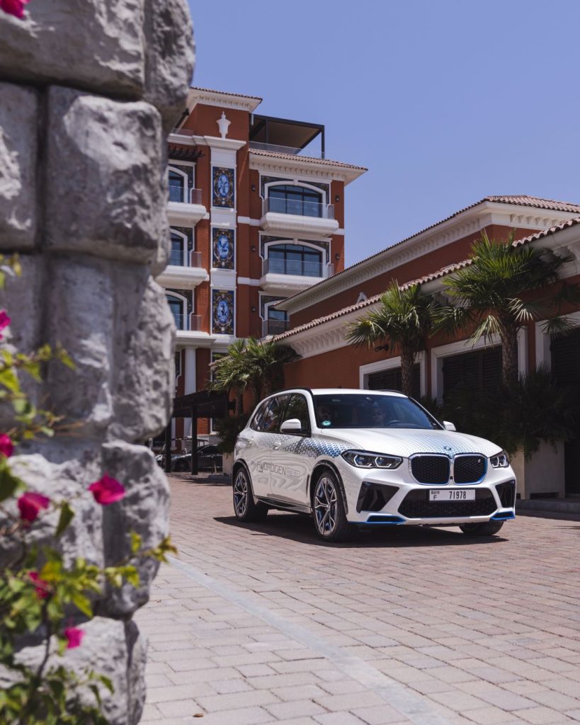 BMW iX5 hydrogen test 53 Motor16