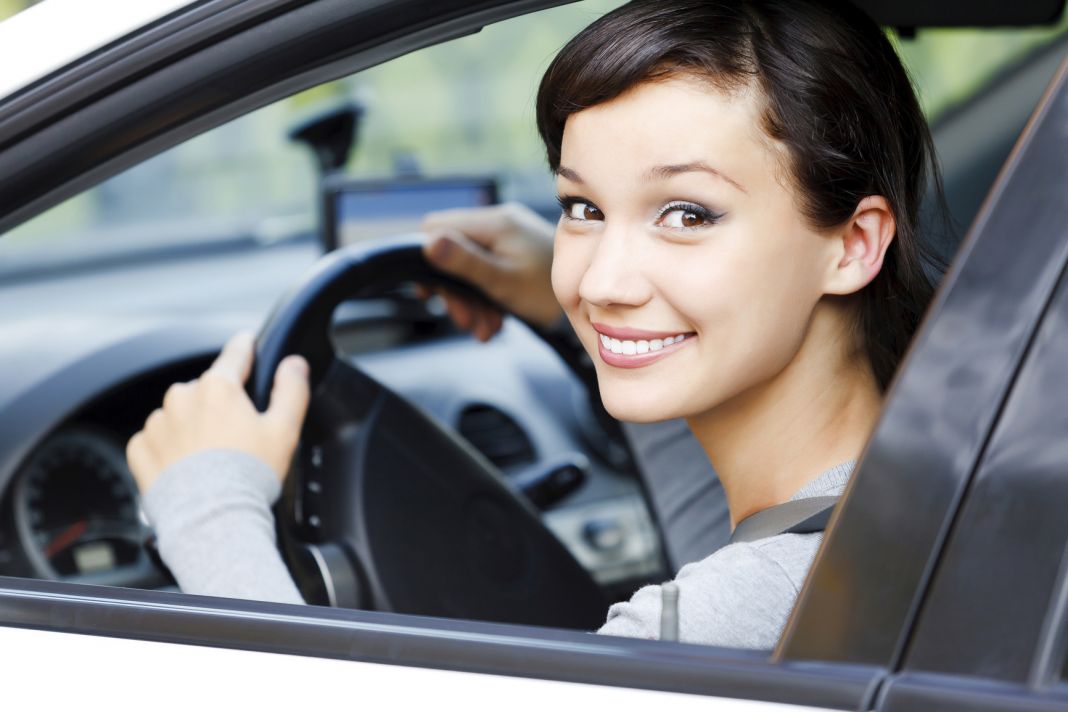 ¿Cuáles son las multas si conduces sin carnet?