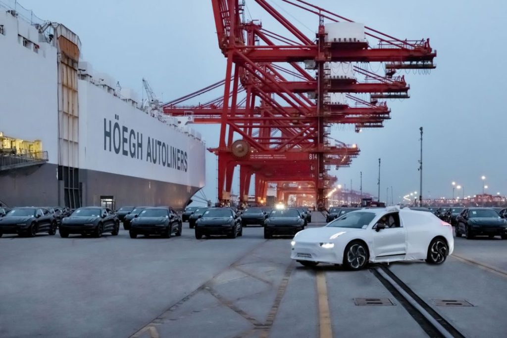 Copy of First ZEEKR 001 models for Europe 03 Motor16