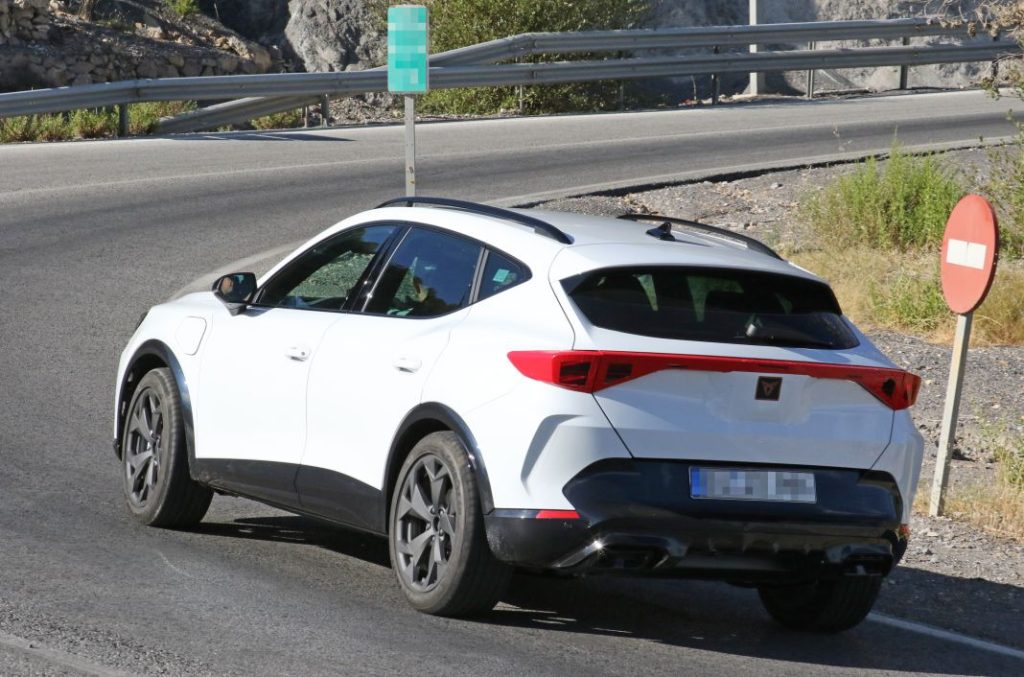 Cazado sin camuflaje el Cupra Formentor 2024 1 Motor16 Cupra Formentor 2024 (14)