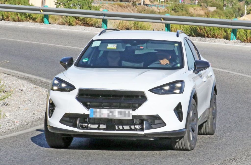 Cazado sin camuflaje el Cupra Formentor 2024 4 Motor16 Cupra Formentor 2024 2 Motor16