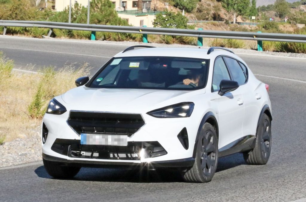 Cazado sin camuflaje el Cupra Formentor 2024 6 Motor16 Cupra Formentor 2024 4 Motor16