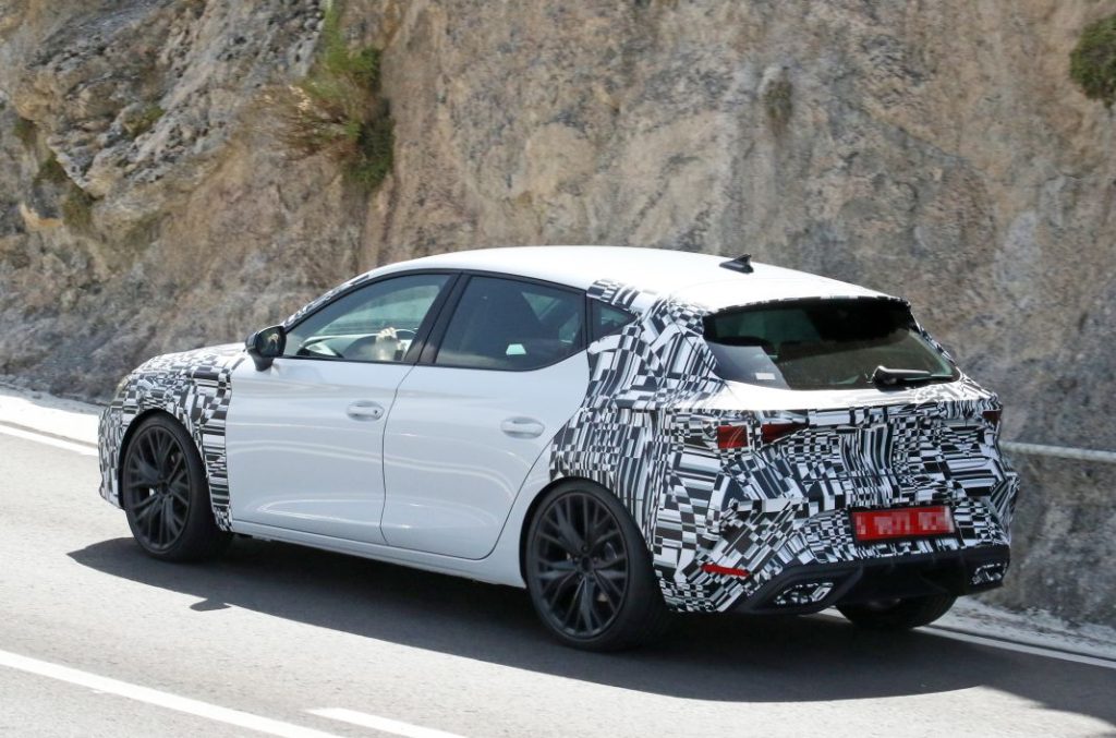 Fotos espía del Cupra León 2024. Una nueva cara 25 Motor16 Cupra Leon facelift 22 Motor16