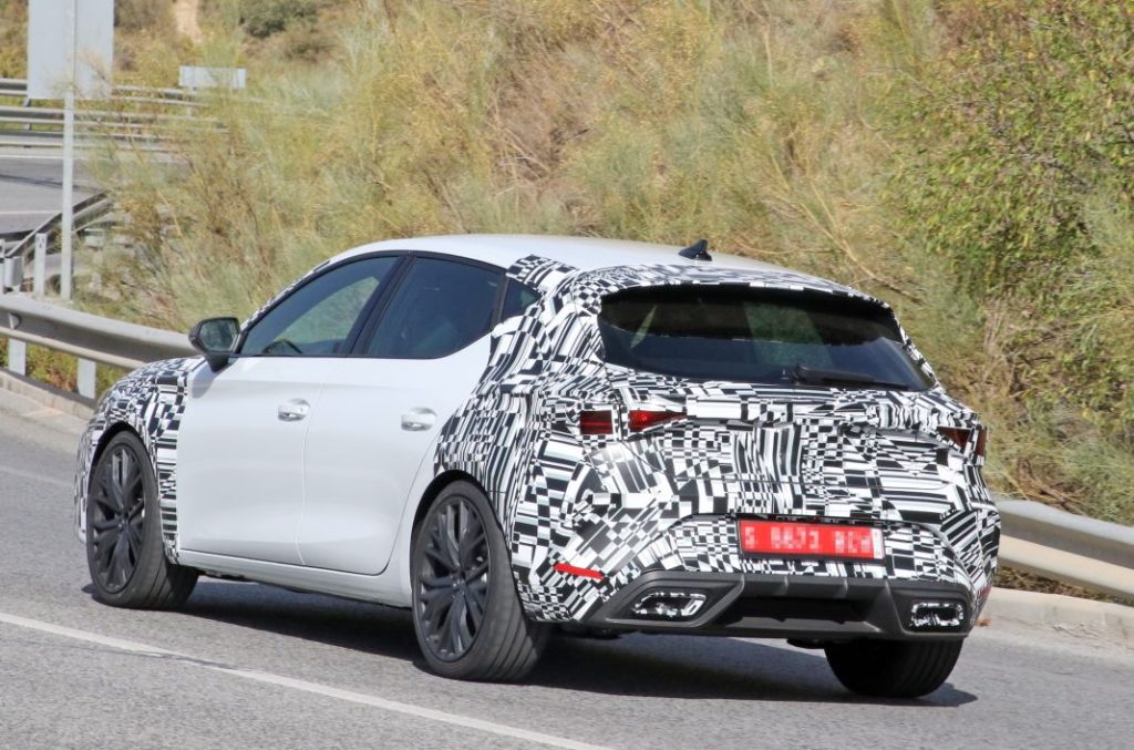 Fotos espía del Cupra León 2024. Una nueva cara 9 Motor16 Cupra Leon facelift 6 Motor16