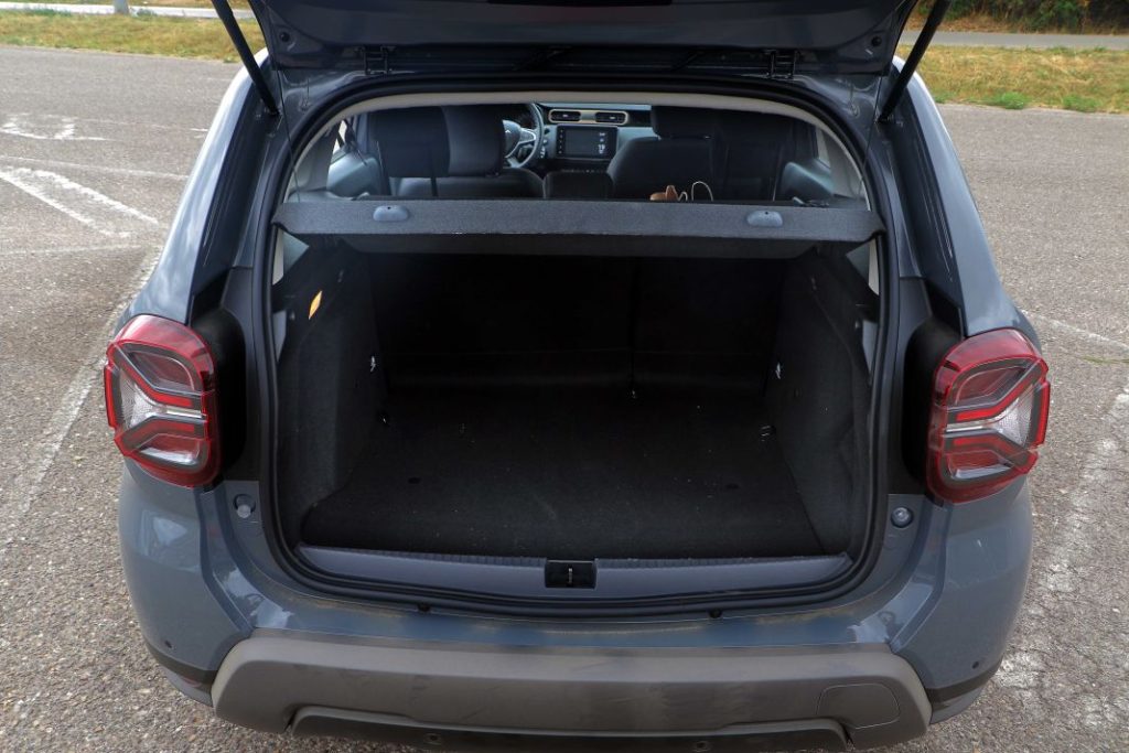 Prueba del Dacia Duster Extreme TCe 150 CV EDC 4x2: Un SUV sin complejos con un gran motor 13 Motor16 Dacia Duster Extreme TCe 150 EDC 4x2 prueba 18 Motor16