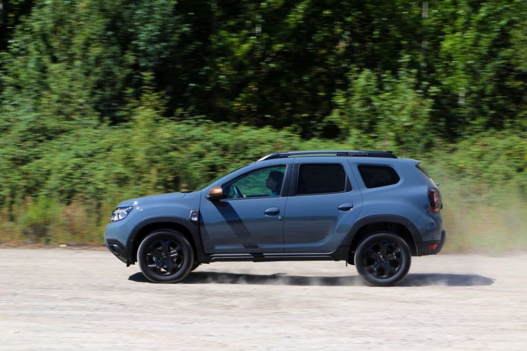 Prueba del Dacia Duster Extreme TCe 150 CV EDC 4x2: Un SUV sin complejos con un gran motor 10 Motor16 Dacia Duster Extreme TCe 150 EDC 4x2 prueba 8 Motor16