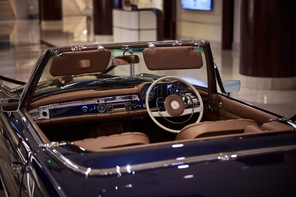 Everrati Mercedes SL Pagoda 6 Motor16