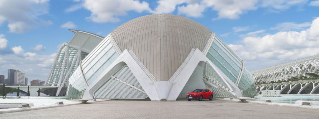 El coche en el que se trasladan los jugadores de la Copa Davis de tenis 1 Motor16 LEXUS EN VALENCIA EN LA FASE DE GRUPOS DE LA COPA DAVIS 2023 3 Motor16