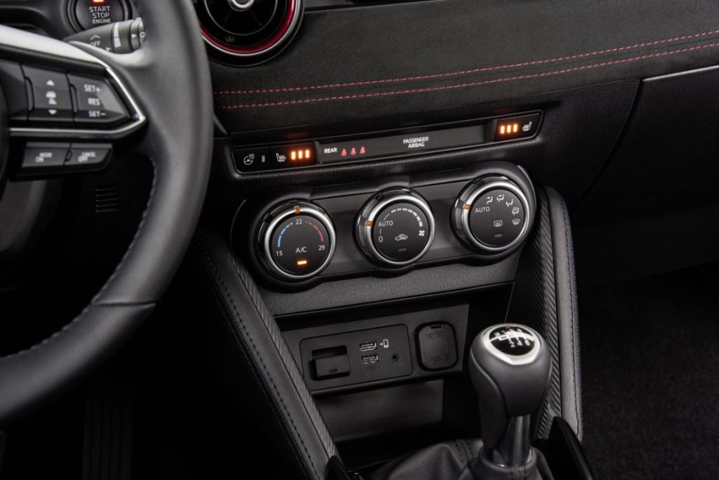 El Mazda2 'auténtico' se renueva 9 Motor16 MAZDA2 2023 6 Motor16