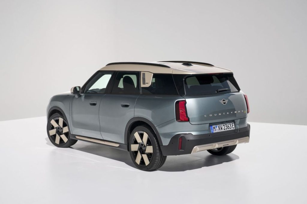 MINI COUNTRYMAN 2023 2 Motor16